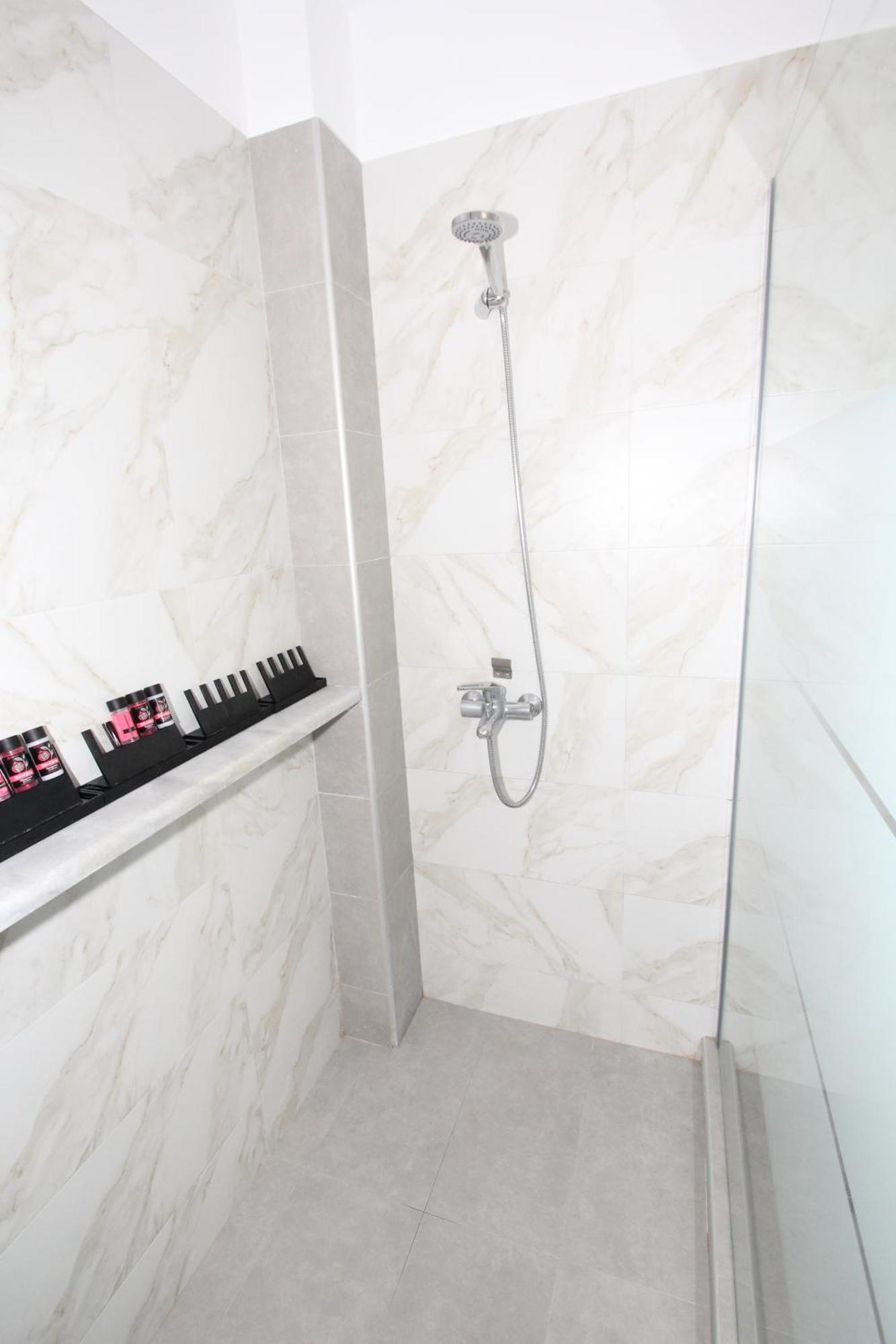 Filoxenia Apartment 阿特米达 外观 照片
